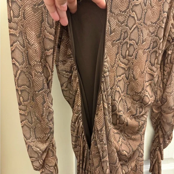Zara Brown Long Sleeve bodycon snake print Dress - Picture 8 of 8